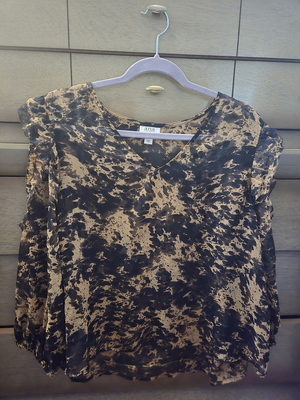 a.n.a Black & Brown Printed V-Neck Blouse